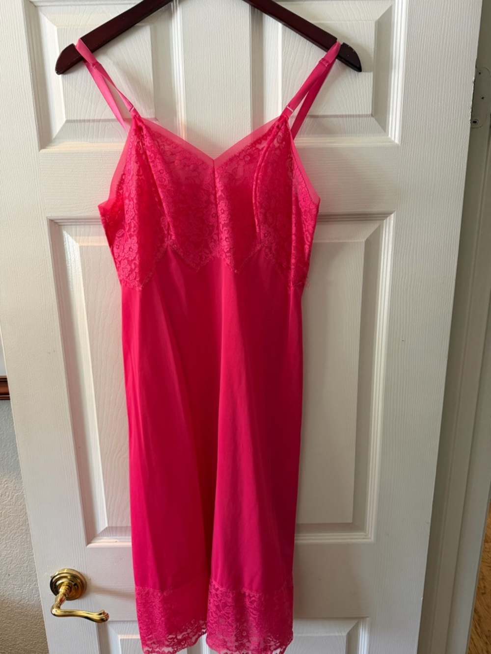 Vintage Women's GOTHAM 36 Hot Pink Lace-Trim Slip Dress